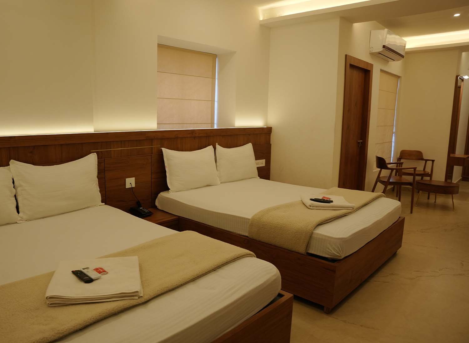 Deluxe 4 Bed